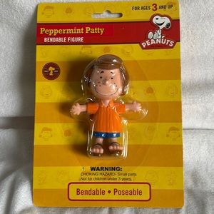 Peppermint Patty Bendable Figure for children 3+.